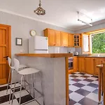 Camarrotja Villa *